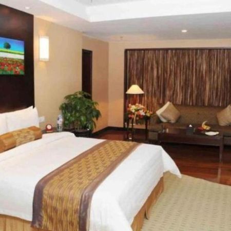 Qingdao Blue Horizon Hotel Laoshan Exterior photo