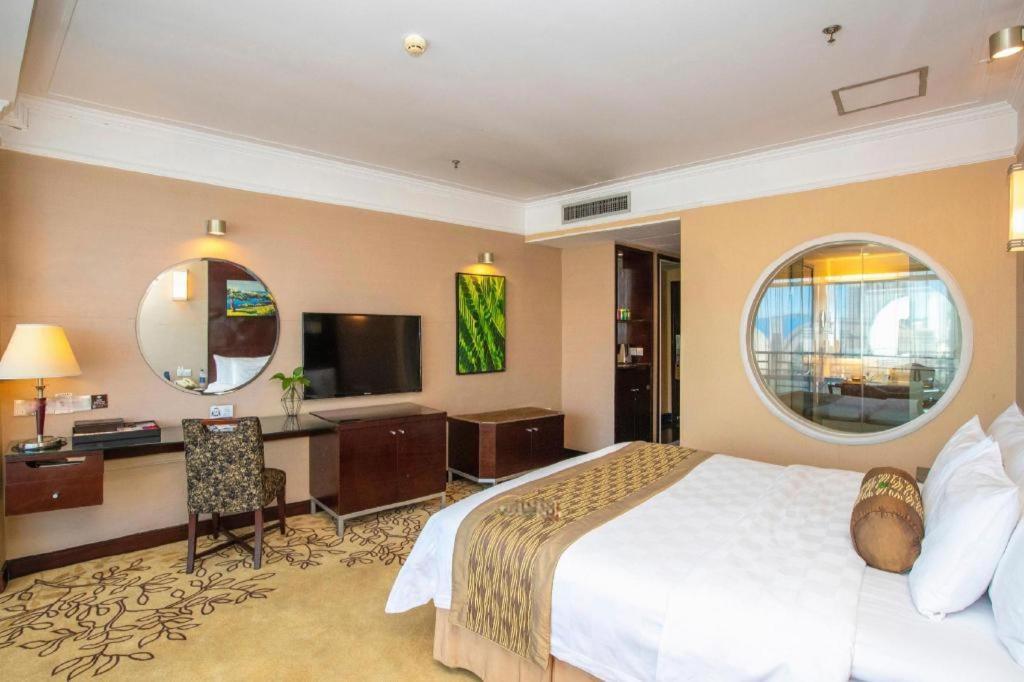 Qingdao Blue Horizon Hotel Laoshan Exterior photo