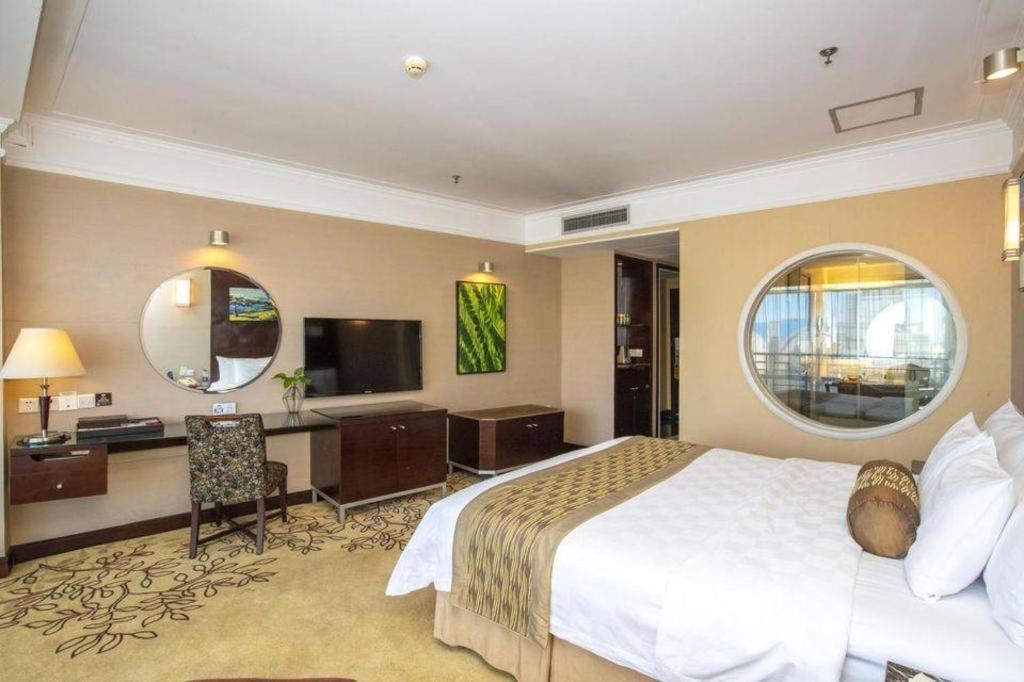 Qingdao Blue Horizon Hotel Laoshan Exterior photo